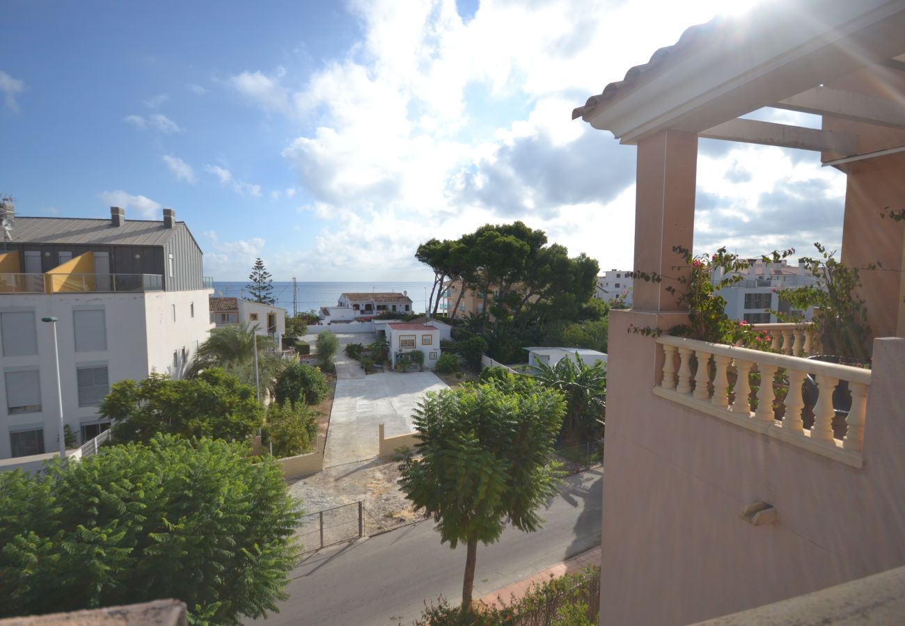 Апартаменты на Хавеа / Javea - Apartamento en Calle Génova para alquiler de Invie